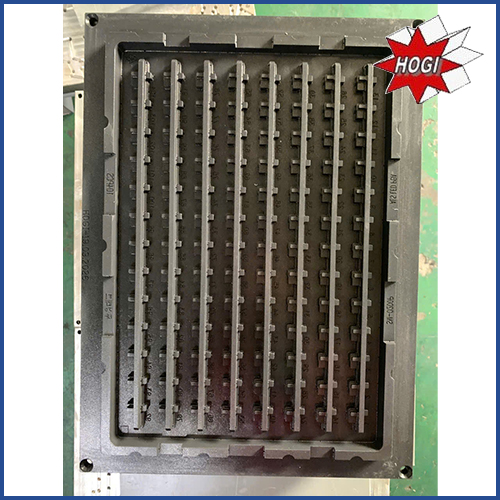Forming suction mold