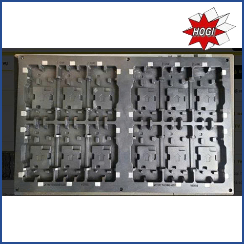 Forming suction mold