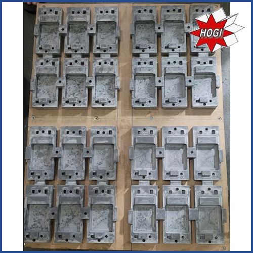 Forming suction mold